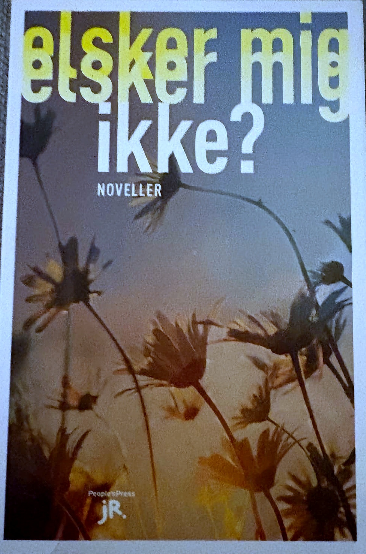 Bogforside: Elsker – Elsker ikke — People'sPress · 2011 af Mette Honoré